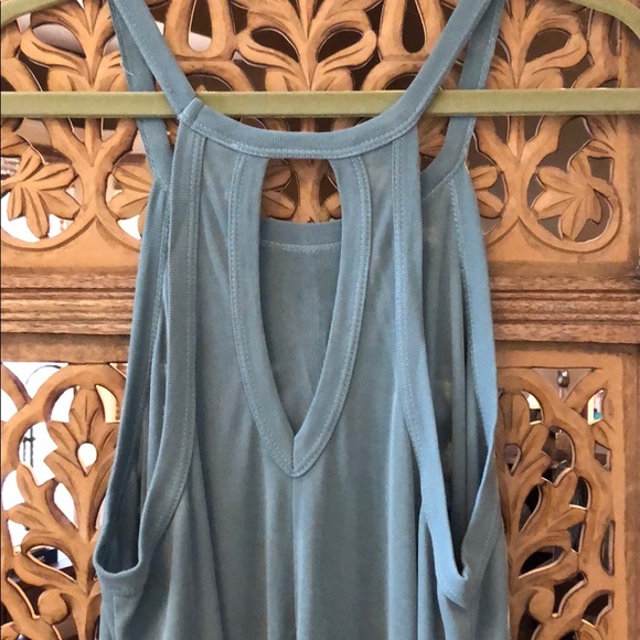 💚 Teal Green Tank Top Medium - Picture 3 of 3